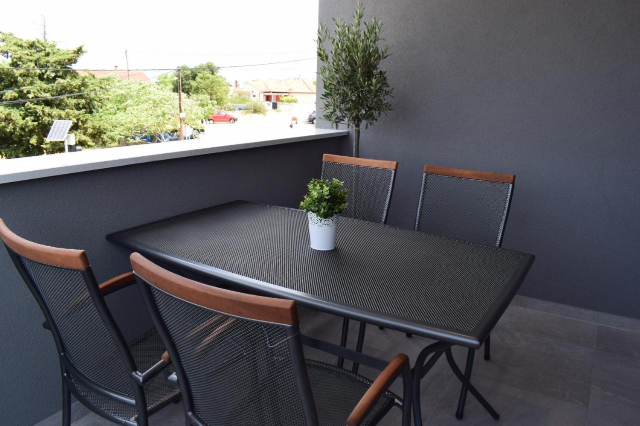 Vila Maslina - Apartman 3 ซาดาร์ ภายนอก รูปภาพ